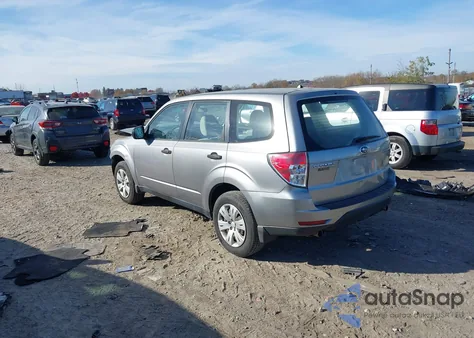 2009 Subaru Forester 2.5X из США, поврежденный, VIN JF2SH61649H756003